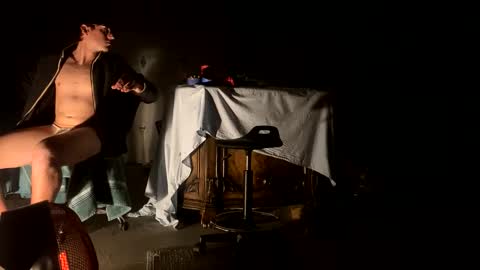 Smooth bi guy online show from February 2026 07:07:02 AM