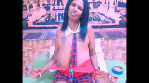 Snapshot of sexyva4u2luv chatting on October 2025 06:05:02 PM sexyva4u2luv online show from October 2025 06:05:02 PM