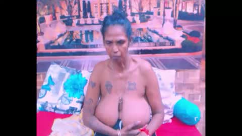 Snapshot of sexyva4u2luv chatting on October 2025 01:03:01 AM sexyva4u2luv online show from October 2025 01:03:01 AM