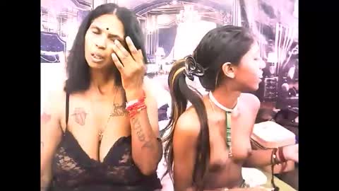 Snapshot of sexyva4u2luv chatting on October 2025 07:32:01 AM sexyva4u2luv online show from October 2025 07:32:01 AM