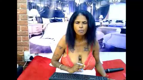 sexyva4u2luv online show from April 2026 07:09:01 PM