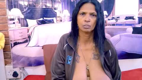 sexyva4u2luv online show from July 2026 05:27:02 AM