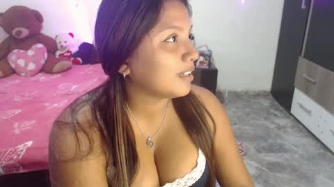 sexyvaldiry online show from March 2026 07:35:01 PM
