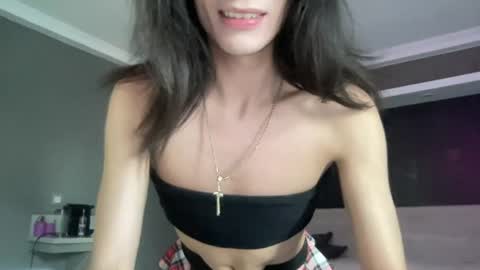 Snapshot of sexyvalerynsx chatting on July 2026 05:44:01 PM Valsexxx91 online show from July 2026 05:44:01 PM