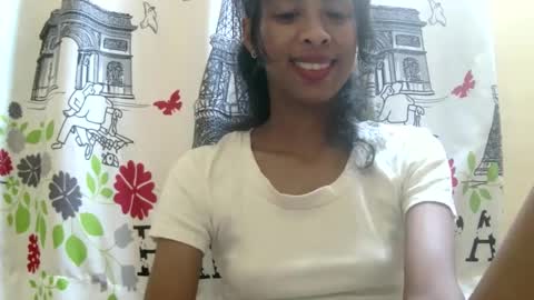Snapshot of sexyvalie chatting on December 2024 07:26:02 PM Sexyvalie online show from December 2024 07:26:02 PM