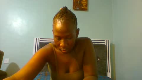 VIVIAN online show from February 2025 07:41:02 PM