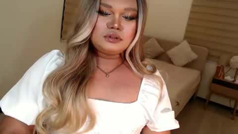 Snapshot of sexywhisperer393575 chatting on January 2026 09:33:02 AM Jeandry online show from January 2026 09:33:02 AM