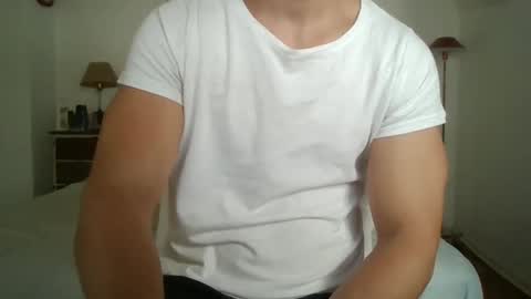 Snapshot of sexyyphilip chatting on February 2025 04:45:02 PM sexyyphilip online show from February 2025 04:45:02 PM
