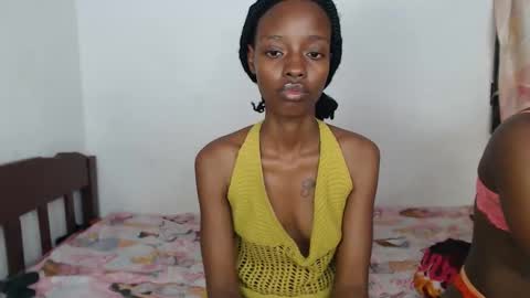 sexyzuriel online show from April 2026 10:17:02 AM