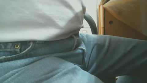 Bruce online show from April 2026 08:15:01 PM