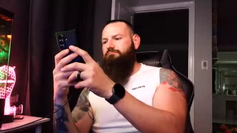 Snapshot of sflmarriedguy chatting on August 2026 12:23:01 AM SouthFloridaStr8guy online show from August 2026 12:23:01 AM