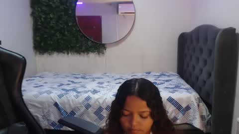 Snapshot of shabrina_xxx chatting on March 2025 03:48:02 PM shabrina_xxx online show from March 2025 03:48:02 PM