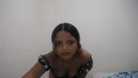 Snapshot of shabrina_xxx chatting on September 2025 10:10:02 PM shabrina_xxx online show from September 2025 10:10:02 PM
