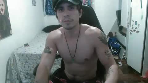 Snapshot of shacoklown chatting on April 2026 01:27:01 AM shacoklown online show from April 2026 01:27:01 AM