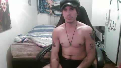 Snapshot of shacoklown chatting on April 2026 05:07:02 AM shacoklown online show from April 2026 05:07:02 AM