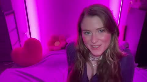 Snapshot of shadebabe chatting on May 2026 05:56:01 AM shadebabe online show from May 2026 05:56:01 AM