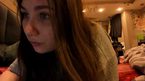 shadow_raffi online show from October 2025 06:39:01 PM