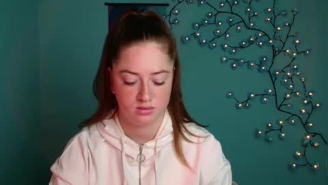 Kate online show from October 2025 06:47:01 AM