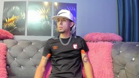 shadowlustt online show from October 2025 01:43:02 PM