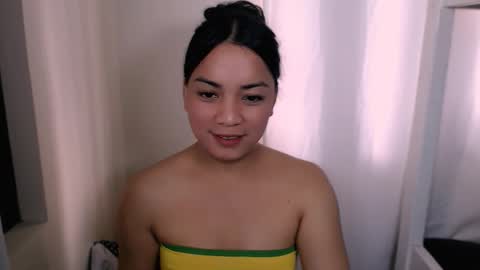 Snapshot of shadowseductress chatting on February 2026 01:01:02 AM shadowseductress online show from February 2026 01:01:02 AM