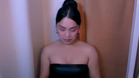 Snapshot of shadowseductress chatting on March 2026 12:39:02 AM shadowseductress online show from March 2026 12:39:02 AM