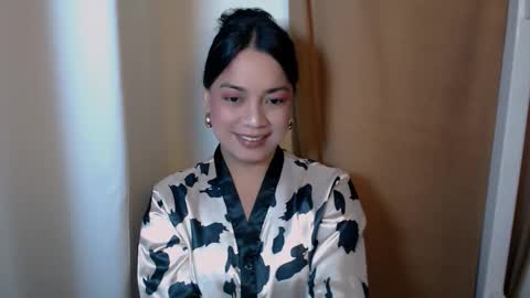 Snapshot of shadowseductress chatting on March 2026 03:44:02 AM shadowseductress online show from March 2026 03:44:02 AM