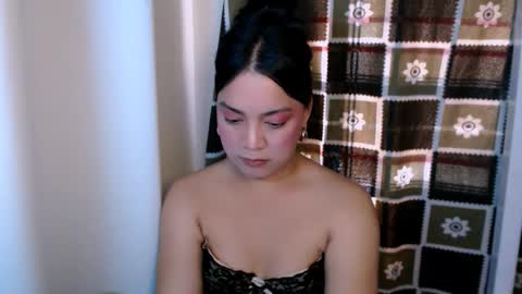 Snapshot of shadowseductress chatting on March 2026 11:33:01 PM shadowseductress online show from March 2026 11:33:01 PM