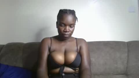 Snapshot of shadowsweet34 chatting on March 2026 02:21:02 PM val online show from March 2026 02:21:02 PM