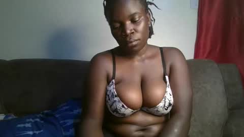 Snapshot of shadowsweet34 chatting on March 2026 01:16:02 PM val online show from March 2026 01:16:02 PM