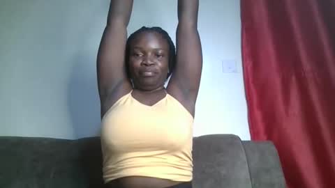 Snapshot of shadowsweet34 chatting on April 2026 04:28:01 AM val online show from April 2026 04:28:01 AM