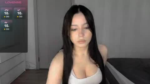 Snapshot of shaecatalina chatting on May 2026 07:14:02 AM shaecatalina online show from May 2026 07:14:02 AM