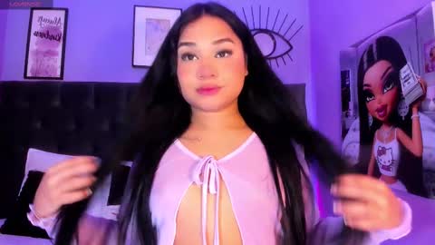 Snapshot of shairytovar chatting on February 2025 05:48:02 AM shairytovar online show from February 2025 05:48:02 AM