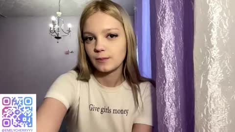 Snapshot of shalaschrantz chatting on April 2026 11:46:02 AM Emily online show from April 2026 11:46:02 AM