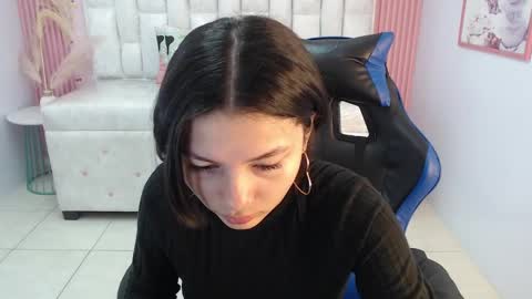 Snapshot of shalon_diaz_sub chatting on September 2025 01:23:02 PM Shalon online show from September 2025 01:23:02 PM
