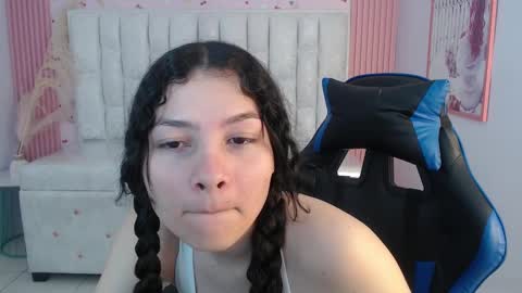 Snapshot of shalon_diaz_sub chatting on October 2025 01:34:01 PM Shalon online show from October 2025 01:34:01 PM