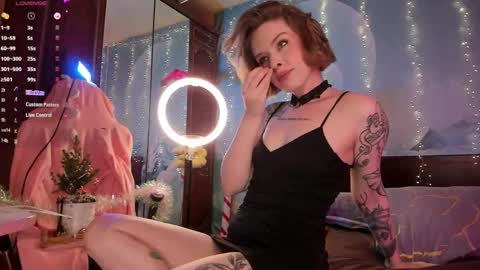 Snapshot of shameles_pussy chatting on December 2024 12:39:02 PM shameles_pussy online show from December 2024 12:39:02 PM