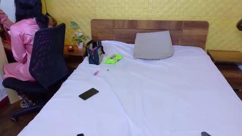 Snapshot of shamira_moore chatting on March 2026 03:40:01 PM Catalina online show from March 2026 03:40:01 PM