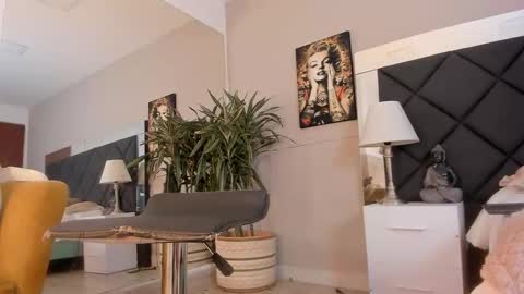 Shammy Ross online show from March 2026 03:23:01 AM