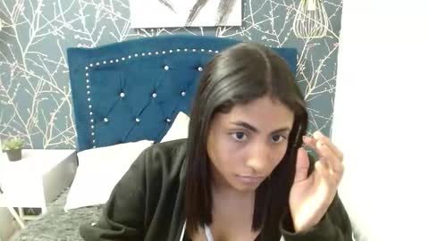 shanelle online show from October 2025 03:21:02 PM