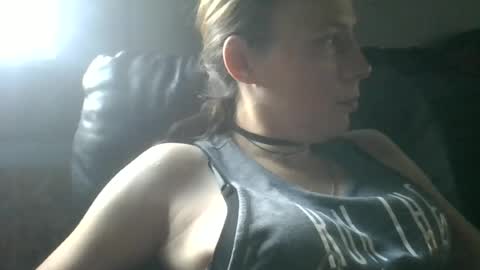 shanelle9270 online show from June 2026 09:35:02 PM