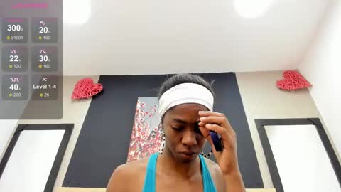 S H A N E L L E   online show from September 2025 12:52:02 PM