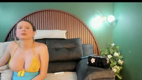 shannel__queen online show from May 2026 07:19:02 PM