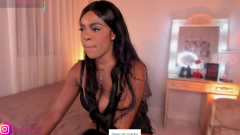 Snapshot of shannol_ryan chatting on April 2026 12:52:02 AM Shannol online show from April 2026 12:52:02 AM
