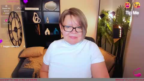 Snapshot of shannonshine chatting on May 2026 05:13:01 AM Shannon online show from May 2026 05:13:01 AM