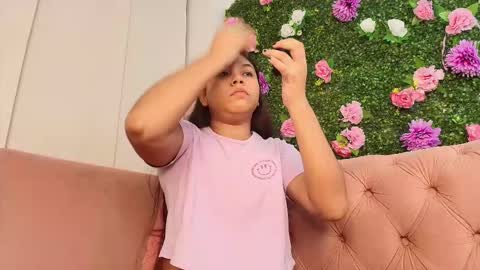 Snapshot of shanon_marel chatting on September 2025 12:06:01 PM SHANON online show from September 2025 12:06:01 PM