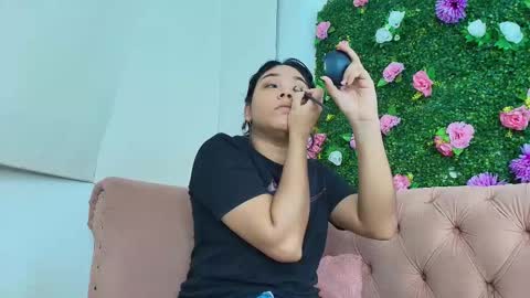 Snapshot of shanon_marel chatting on September 2025 12:07:01 PM SHANON online show from September 2025 12:07:01 PM