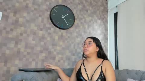 Snapshot of shanon_marel chatting on September 2025 12:21:02 PM SHANON online show from September 2025 12:21:02 PM