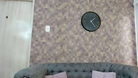 Snapshot of shanon_marel chatting on October 2025 12:23:02 PM SHANON online show from October 2025 12:23:02 PM