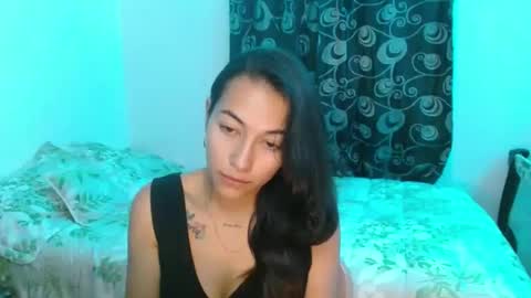 Snapshot of shantal_d03 chatting on January 2025 01:13:02 AM shantal_d03 online show from January 2025 01:13:02 AM