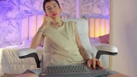 Shantal online show from May 2026 04:09:02 AM